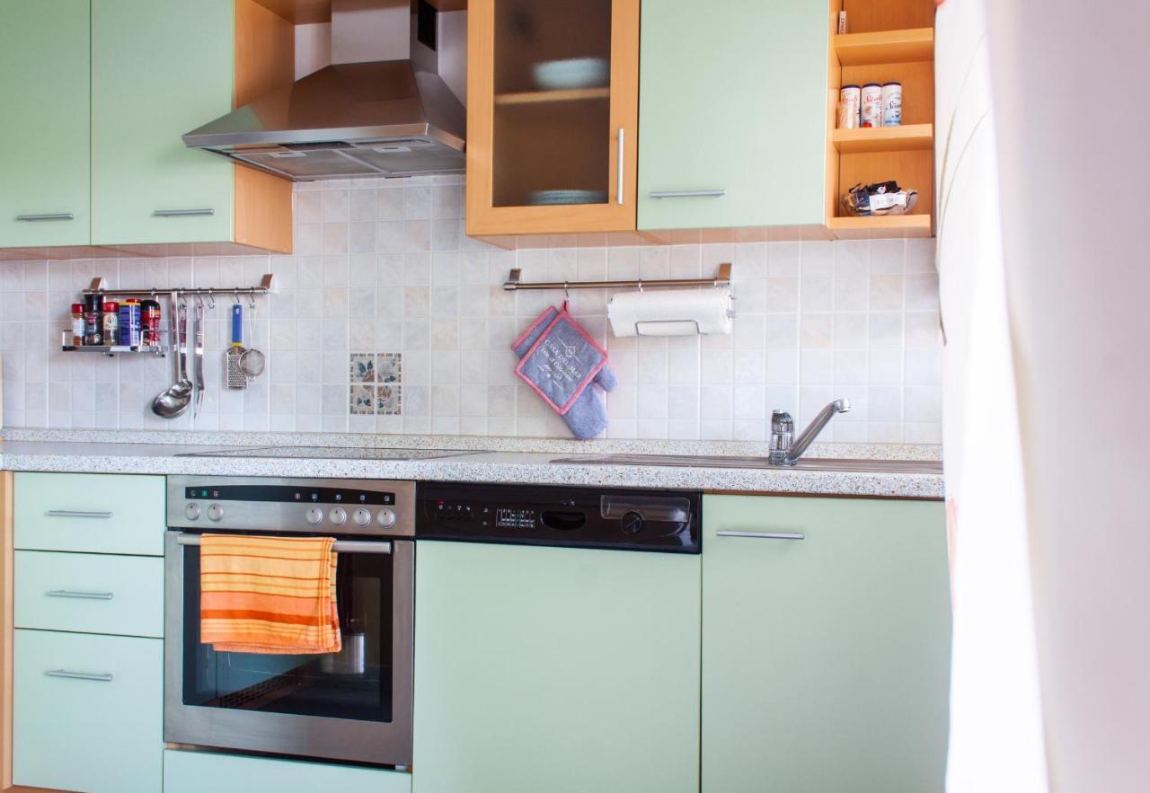 Marcel Apartment Mit Meerblick โตรกีร์ ภายนอก รูปภาพ