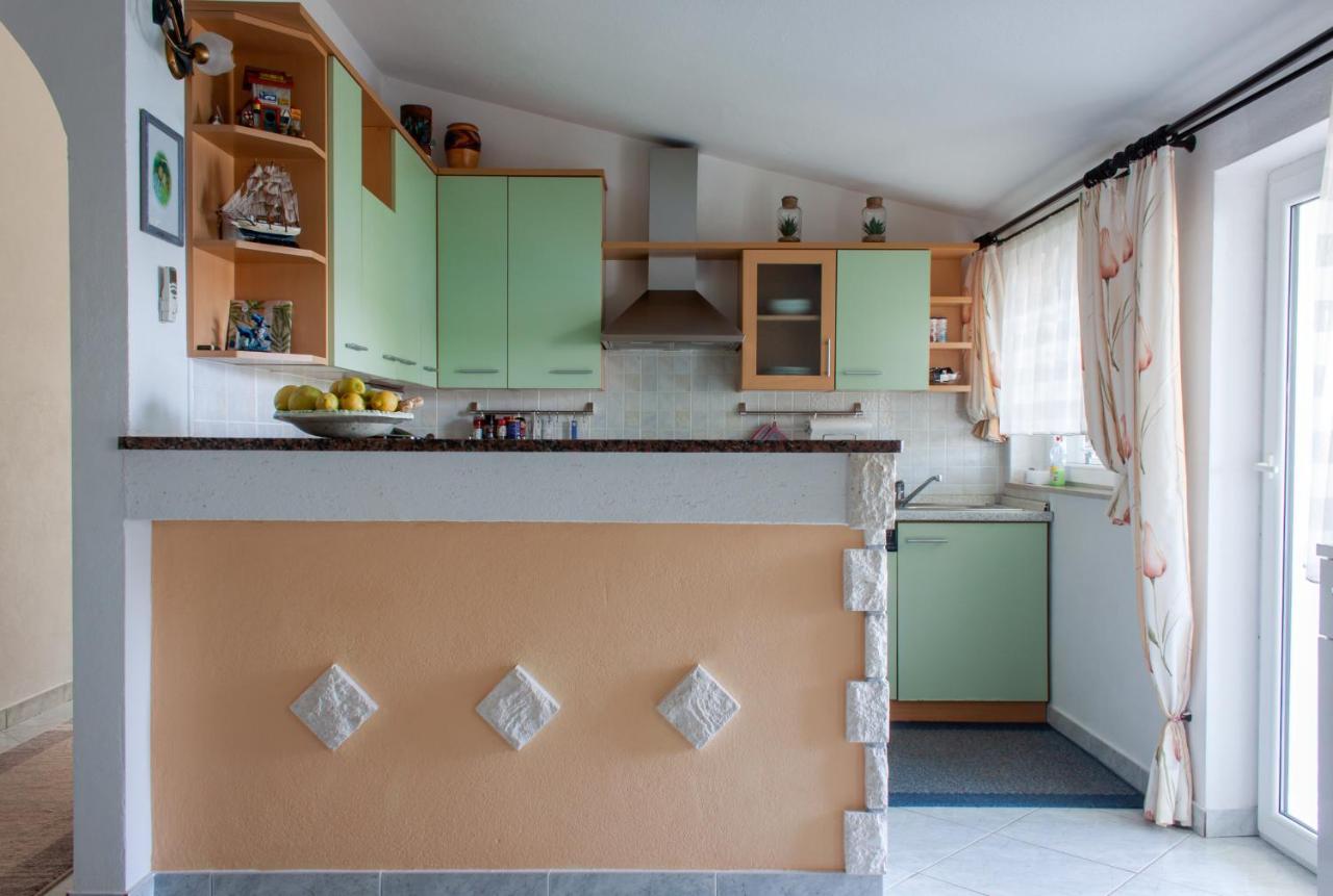 Marcel Apartment Mit Meerblick โตรกีร์ ภายนอก รูปภาพ