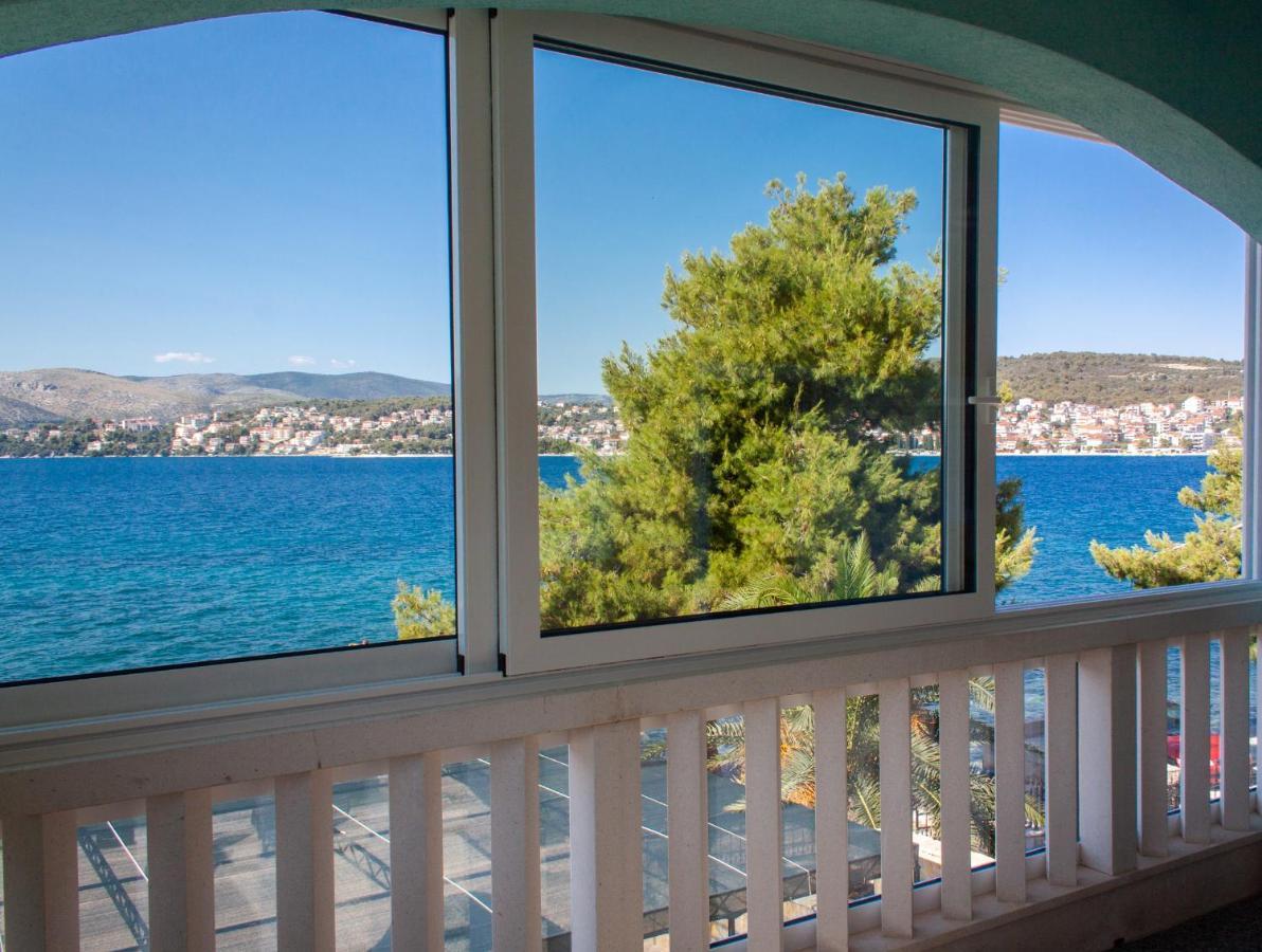 Marcel Apartment Mit Meerblick โตรกีร์ ภายนอก รูปภาพ